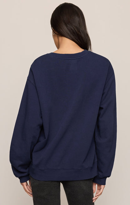 Estate Boyfriend Graphic Sweatshirt